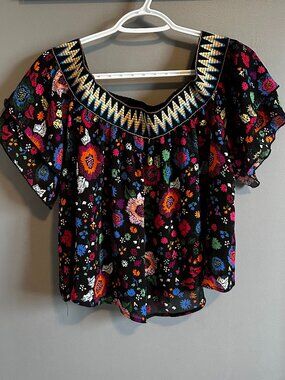 Guess Frida Floral Off-the-Shoulder Blouse Jet Black Women's Sz M NWOT